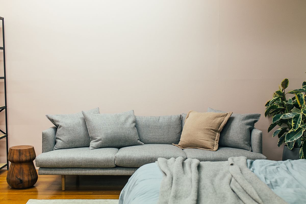 Illustrative furnished lounge with a warm lived-in feel; not a photo of Cypress Gardens