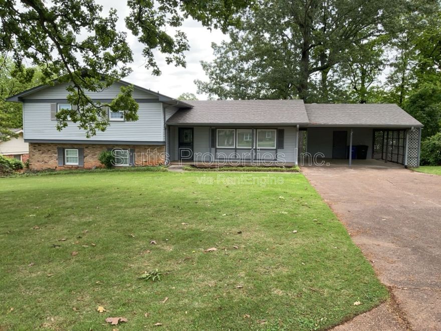 1918 Hermitage Drive, Florence Alabama — photo from the property's source listing