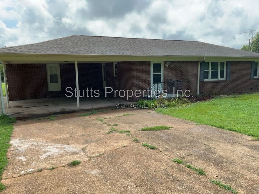 906 King Avenue, Tuscumbia Alabama — photo from the property's source listing
